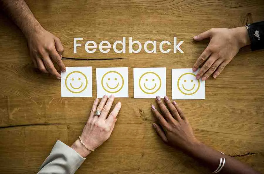 evaluation-feedback-customer-smiley-response-scaled-1